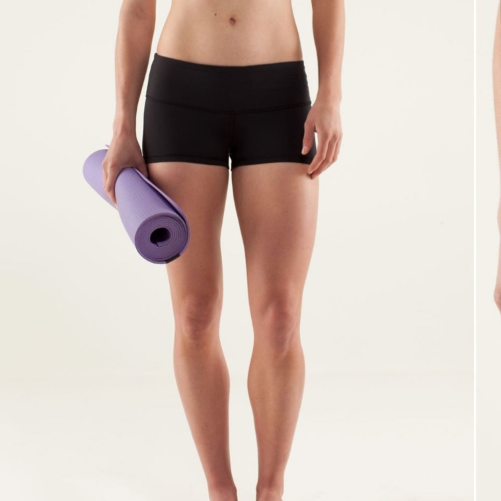 Lululemon Low Rise Boogie Short 2” Inseam Size 8